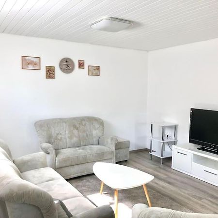 Schoene Ferienwohnung Direkt Am Neckar Deisslingen Екстер'єр фото